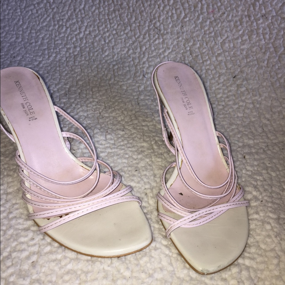 Kenneth Cole pink strappy sandals